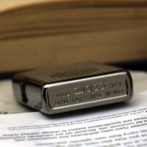 Bật Lửa Zippo  49629 - Kỷ Niệm Ngày Sinh Ông Tổ Zippo Bản đen
