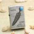 Bật Lửa Zippo Bạc Cổ Xưa Ốp Lông Vũ Gắn Ngọc Lam