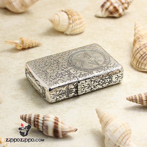 Bật Lửa Zippo Bạc Khối Cao Cấp Khắc Hình Lễ Quỷ Bản Vỏ Mỏng