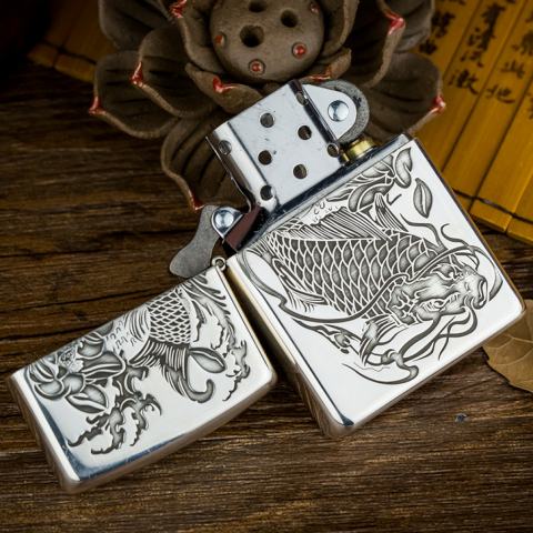 Bật Lửa Zippo Bạc Nguyên Khối Cao Cấp Khắc Cá Chép Trong Đầm Sen