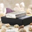 Bật Lửa Zippo Bạc nguyên khối Cao Cấp khắc hình  Nổi Constantine Phiên Bản Amor