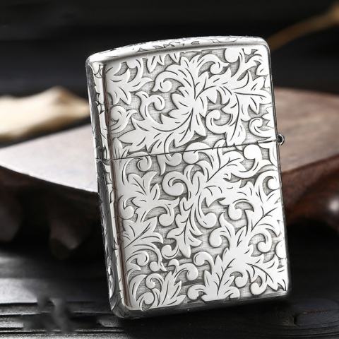 Bật lửa Zippo Bạc nguyên khối cao cấp khắc Hoa Văn Hình Nổi Bản Amor.