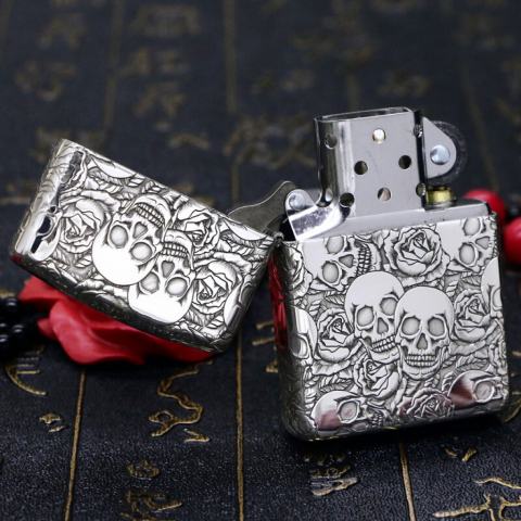 Bật Lửa Zippo Bạc Nguyên Khối Cao Cấp Khắc Năm Mặt Đầu Lâu Hoa Hồng Vỏ Mỏng