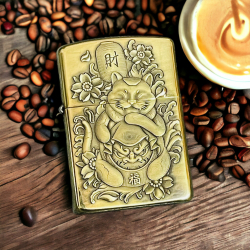 BẬT LỬA ZIPPO BẢN ĐỒNG DÀY KHẮC HÌNH 3D MÈO THẦN TÀI PHIÊN BẢN 2 - Mã SP: ZPC4187