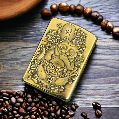 BẬT LỬA ZIPPO BẢN ĐỒNG DÀY KHẮC HÌNH 3D MÈO THẦN TÀI PHIÊN BẢN 2