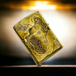 BẬT LỬA ZIPPO  BẢN ĐỒNG KHẮC HÌNH 3D TRIÊU VÂN PHIÊN BẢN 2 SIÊU NÉT