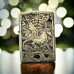 BẬT LỬA ZIPPO BẢN ĐÔNG TRƠN KHẮC 3D HÌNH NGỰA CÓ CÁNH  SIÊU SẮC NÉT - Mã SP: ZPC4134-169