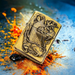 BẬT LỬA ZIPPO BẢN ĐỒNG TRƠN KHẮC HÌNH 3D  CÁ CHÉP ĐẦM SEN SIÊU SẮC NÉT
