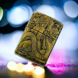 BẬT LỬA ZIPPO BẢN ĐỒNG TRƠN  KHẮC HÌNH 3D CÔ GÁI RẮN SIÊU NÉT