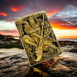 BẬT LỬA ZIPPO  BẢN ĐỒNG TRƠN KHẮC HÌNH 3D QUAN CÔNG PHIÊN BẢN 2 SIÊU NÉT - Mã SP: ZPC4143-169