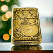 BẬT LỬA ZIPPO BẢN ĐỒNG TRƠN KHẮC HÌNH 3D TUỔI CON KHỈ SIÊU SẮC NÉT