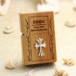 Bật Lửa  Zippo Bọc Gỗ Anh Đào Biểu Tượng Chữ Thập Mạ Bạc