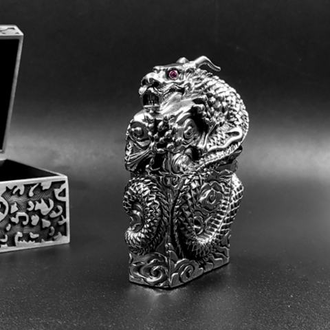 Bật lửa Zippo chính hãng bằng bạc nguyên chất nguyên một con rồng  quấn quanh bật lửa tinh xảo