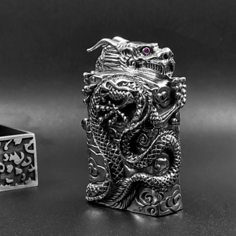 Bật lửa Zippo chính hãng bằng bạc nguyên chất nguyên một con rồng  quấn quanh bật lửa tinh xảo