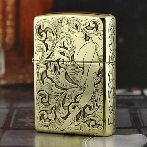 Bật lửa Zippo chính hãng đồng khắc họa tiết cô gái armor