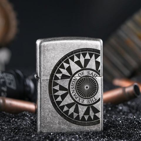 Bật Lửa Zippo Chính Hãng Khắc Bản Đồ Và La Bàn Mạ Antique Silver