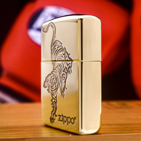 Bật Lửa zippo chính hãng khắc hổ