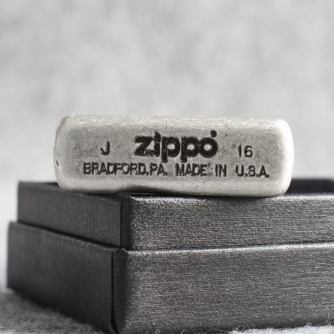 Bật Lửa Zippo Chính Hãng Khắc Viên Đạn Mạ Antique Silver