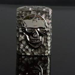 Bật lửa Zippo chính hãng nguyên khối đúc hình đầu lâu mặt kia xương tréo - Mã SP: ZPC0085
