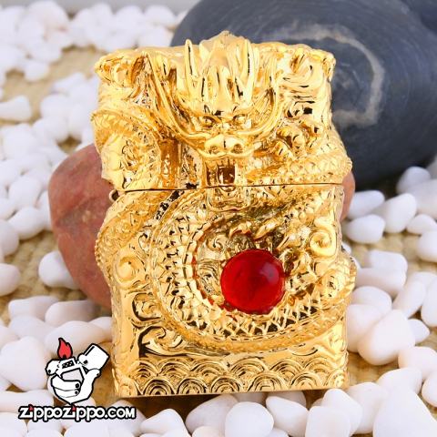 Bật lửa Zippo chính hãng phiên bản rồng vàng quấn ngọc đỏ