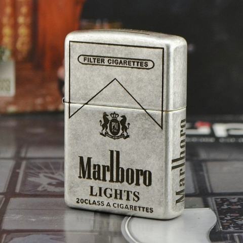 Bật lửa Zippo cổ bạc phiên bản Marlboro Light