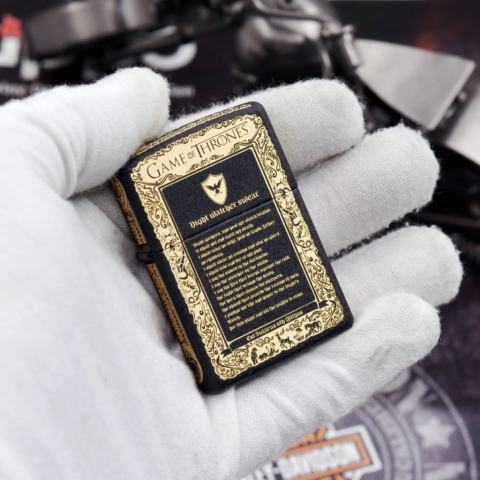 Bật Lửa Zippo Đen Nhám Khắc Game Of Thrones