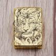 Bật lửa Zippo đồng khối khắc Hổ và móng vuốt Amor