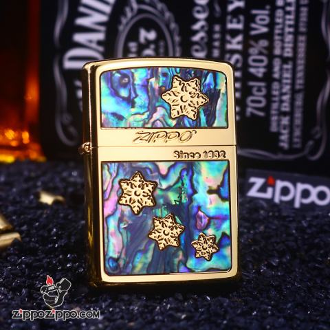Bật Lửa Zippo Khắc Bông Tuyết Khảm Trai Xung Quanh Mạ Vàng