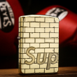 Bật lửa Zippo khắc bức tường Supreme bản armor đồng bóng