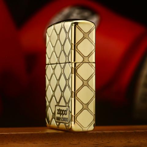 Bật lửa Zippo khắc đan lưỡi bản Armor giới hạn