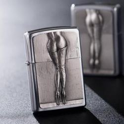 bật lửa zippo khắc hình cô gái sexy - Mã SP: ZPC1973