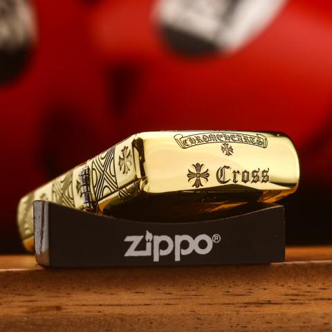 Bật lửa zippo khắc hoa văn ý Caro bản armor đồng bóng