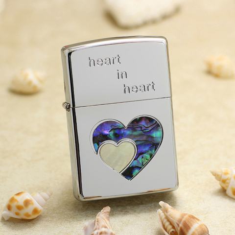 Bật Lửa Zippo Khảm Trai Xanh Trái Tim Và Linh Hồn