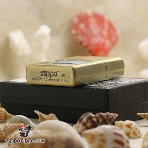 Bật Lửa Zippo Love Cỏ Bốn Lá (Màu Vàng)