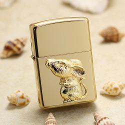 Bật Lửa Zippo Ốp Chuột Vàng May Mắn - Mã SP: ZPC2653