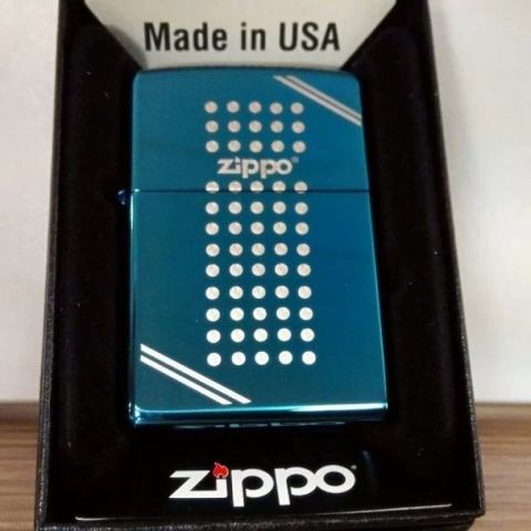Bật lửa Zippo phiên bản Original in hoa văn chấm bi
