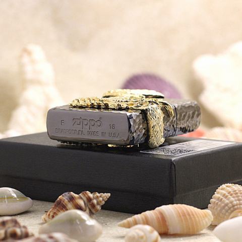 Bật Lửa Zippo Xuất Nhật Băng Đen Huy Hiệu Rồng Ba Chiều Mạ Vàng