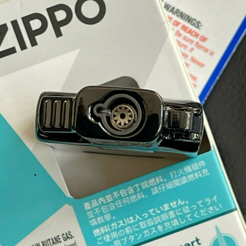 Ruột Zippo Gas Butane Một Tia Lửa Màu Đen – Single Torch Butane Lighter Insert – Black