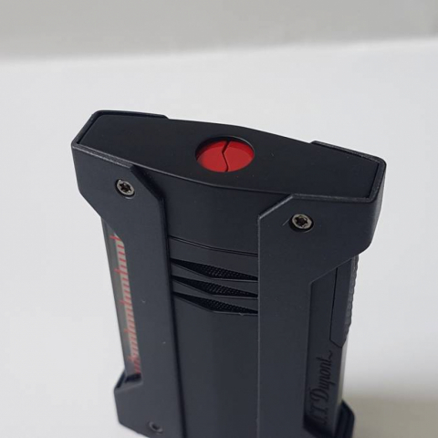 S.T. Dupont Defi Extreme Lighter Matt Black