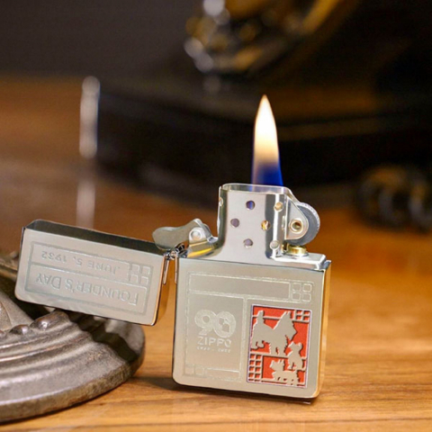 Zippo 48167 –Bộ sưu tập dành riêng cho dịp kỷ niệm Ngày sinh của Người Sáng lập 2022