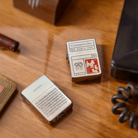 Zippo 48167 –Bộ sưu tập dành riêng cho dịp kỷ niệm Ngày sinh của Người Sáng lập 2022