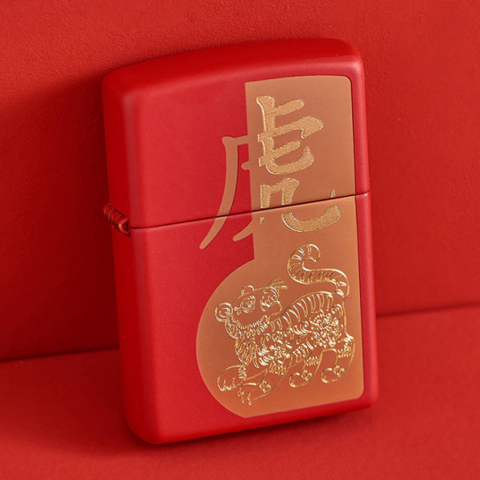 Bật Lửa Zippo Sơn Phủ Đỏ Năm Nhâm Dần - Sku 49701 – Zippo Year of the Tiger Design Red Matte