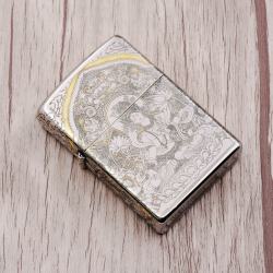 Zippo Chính Hãng Đồng Khắc Đức Phật Ngồi Trên Đài Sen Hoa Văn Tinh Tế Bản Chorme - Mã SP: ZPC0337-250
