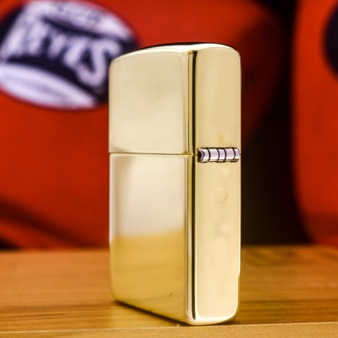 Zippo Chính Hãng Đồng Khối Khắc Logo BMV - X7