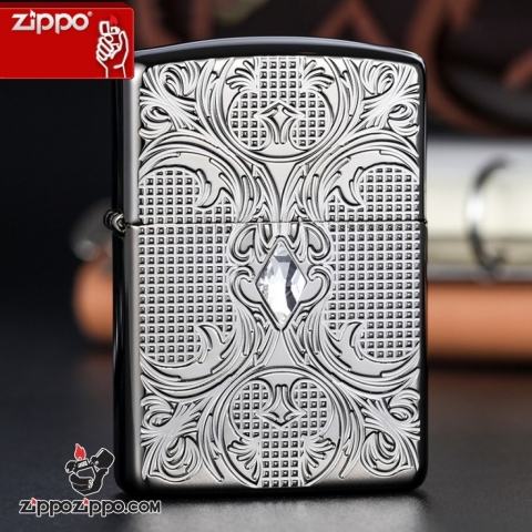 Zippo Chính Hãng Màu Đen Bóng Hoa Văn Đính Đá Vỏ Dày