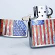Bật Lửa Zippo Màu Trắng Xước In Ẩnh Lá Cờ Mỹ - SKU 49145 – Zipppo Rietveld American Flag Brushed Chrome