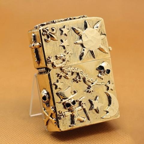 Zippo Chính Hãng Vỏ Độ Hình Cướp Biển Đầu Lâu Hầm Hố