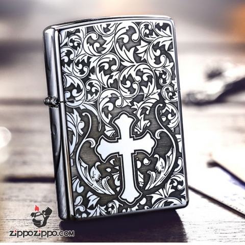 Zippo Chính Hãng Chrome Khắc Hoa Văn Arab Xung Quanh Chữ Thập