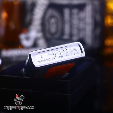 Zippo Cổ bạc hình bóng bầu dục RAMS sản xuất 1997
