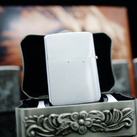 Zippo Cổ bạc xước sản xuất 1963